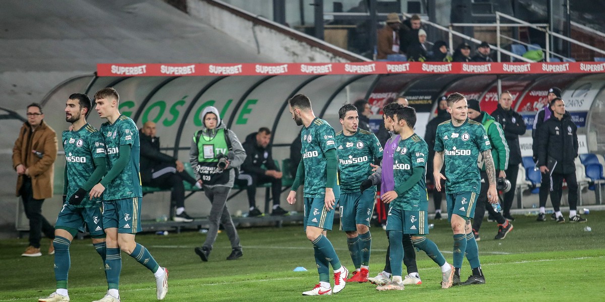 Pilka nozna. PKO Ekstraklasa. Gornik Zabrze - Legia Warszawa. 21.11.2021