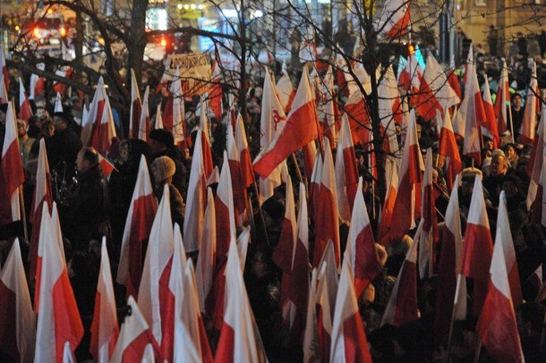 marsz niepodległości 13.12 sześć