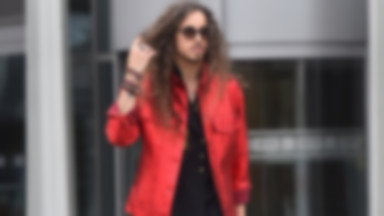 Michał Szpak w damskich butach