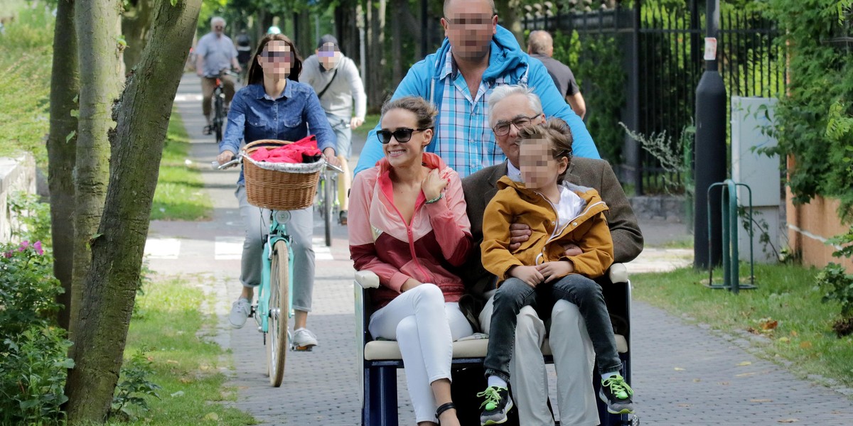 Alicja Bachleda-Curuś ze swoim tatą i synkiem