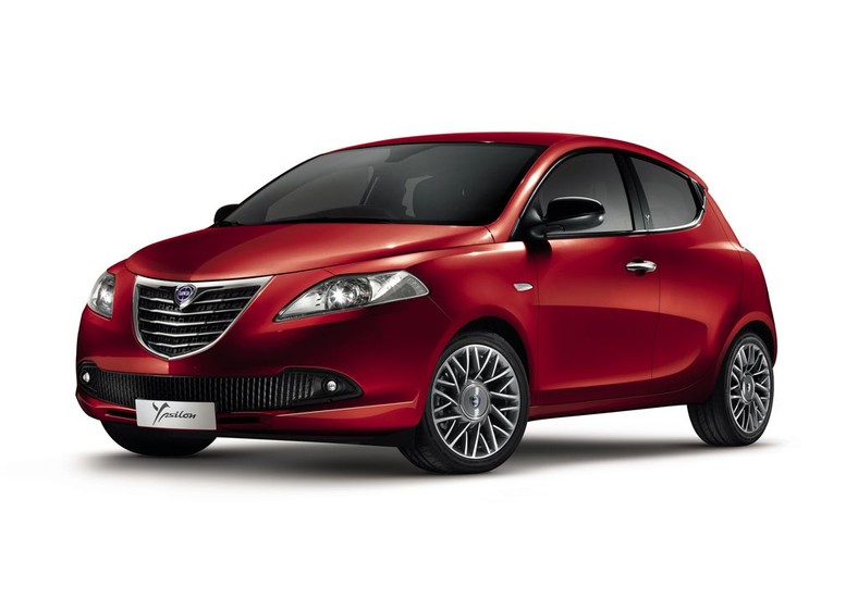 Lancia Ypsilon Black&amp;Red: gra w kolory