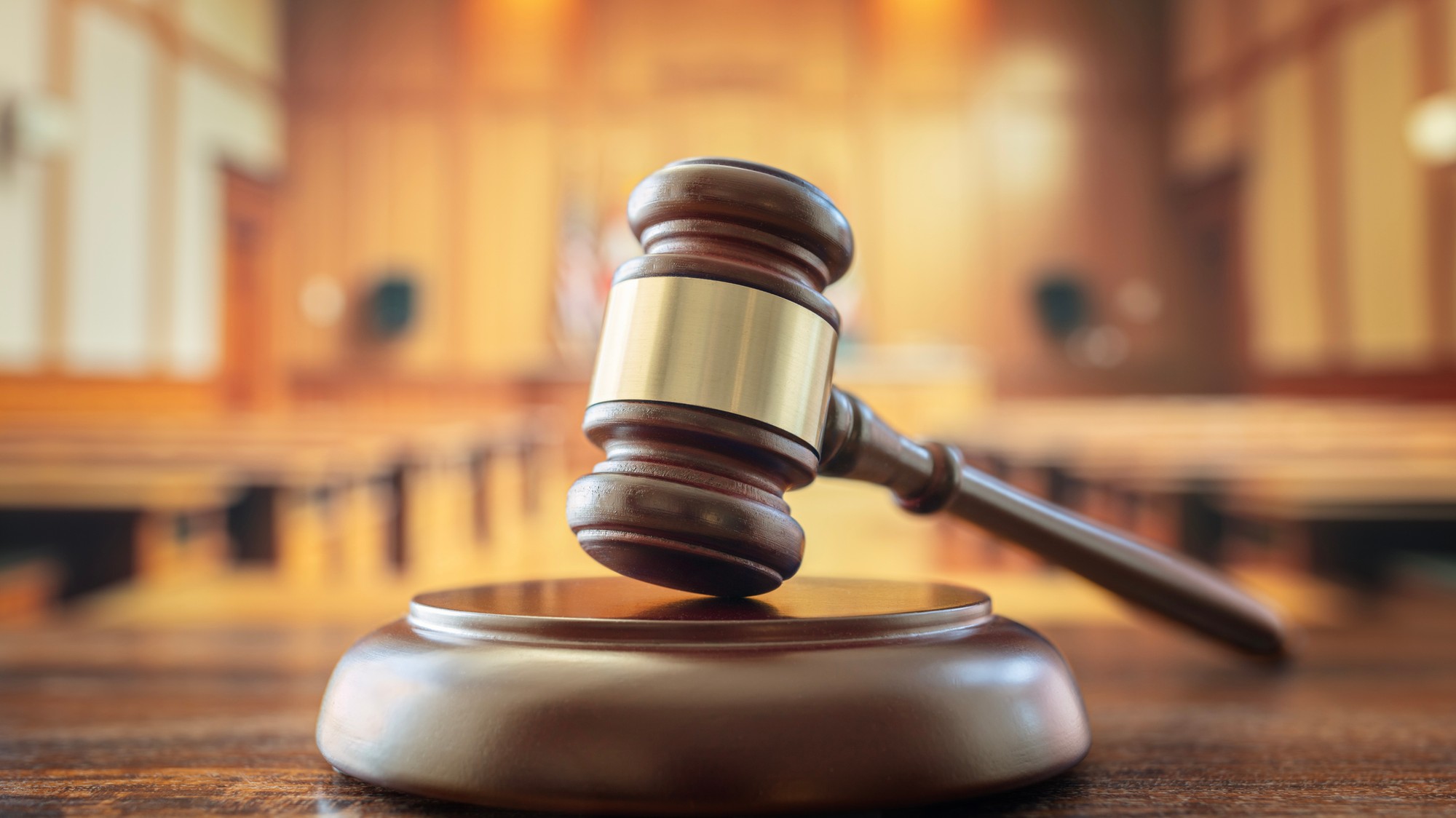 Začal sa súd s prokurátorom GP SR, ktorý šoféroval pod vplyvom alkoholu. (ilustračné foto)