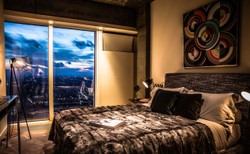 Od jednego "M" płacimy kilkanaście podatków i opłat. "Liczba obciążeń zaskakująco wysoka"