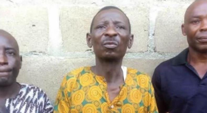 Olaniyi Samuel and two other suspects who removed the head of his brother corpse, Jimoh Idowu. (Punch)
