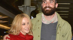 Kylie Minogue i Joshua Sasse