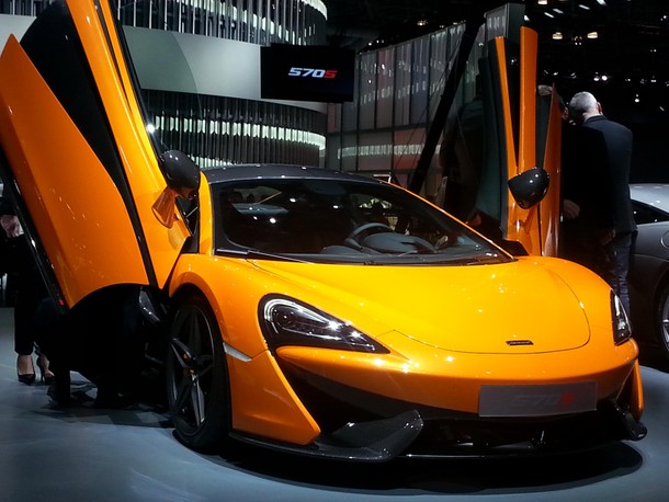 McLaren 570S