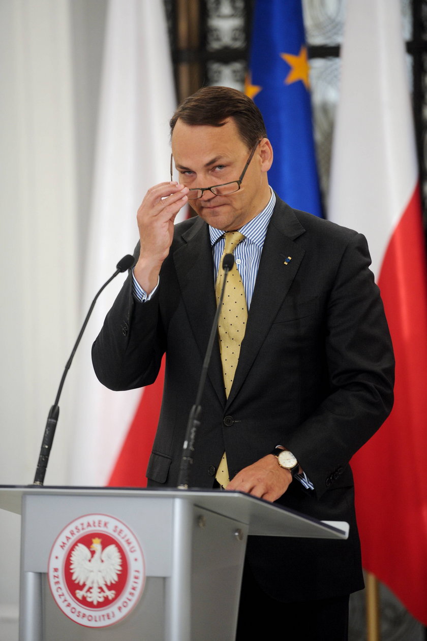 Groza w Platformie: Sikorski pisze książkę o partii?