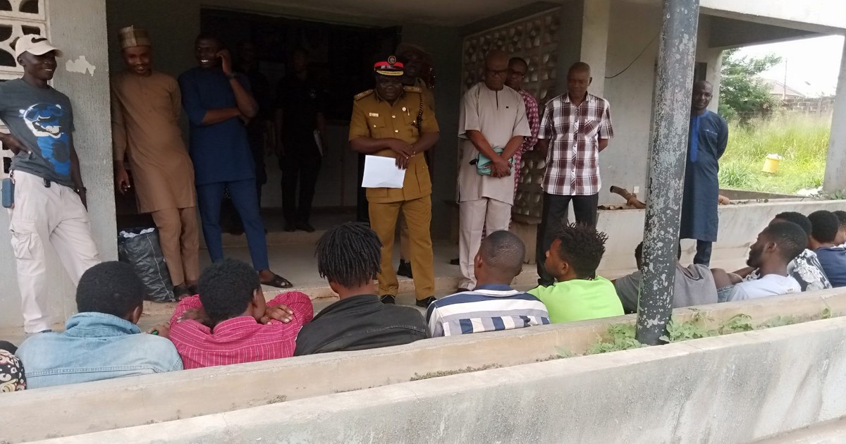 NDLEA parades 24 suspects, seizes 15.6kg of hard drugs - Vimarsana News