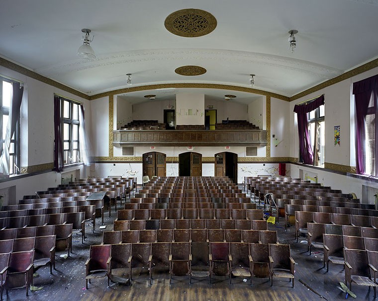 THE RUINS OF DETROIT FOT. YVES MARCHAND &amp; ROMAIN MEFFRE