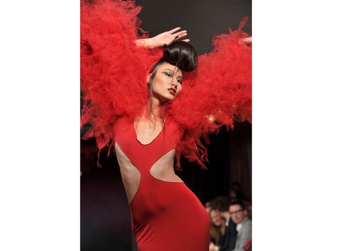 Pokaz Ewy Minge w Paryżu