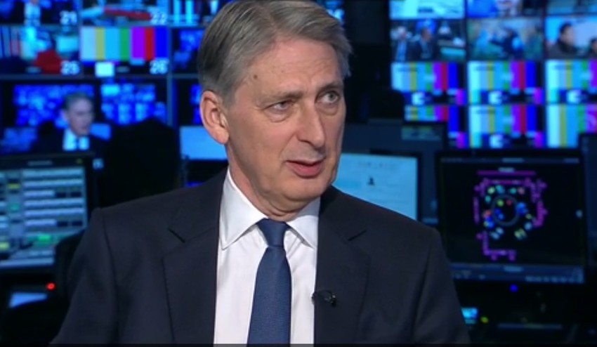 Filip Hamond je novi ministar finansija Velike Britanije