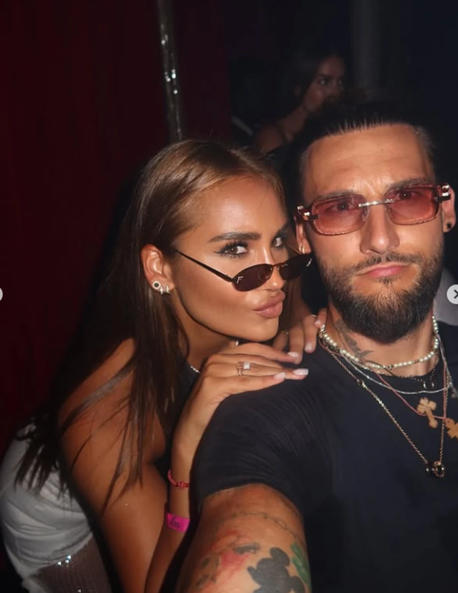 Nemanja sa sestrom Vanjom