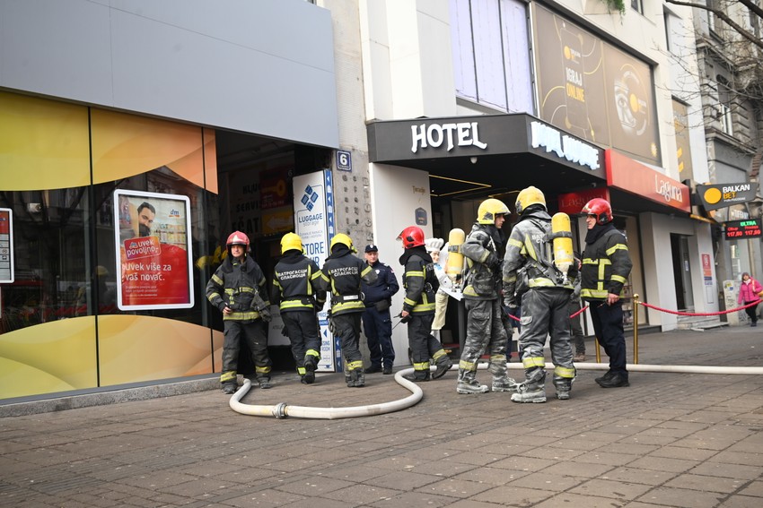  Požar u hotelu na terazijama 