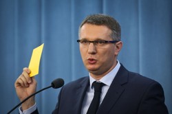 "Poseł w znanym stanie na chodniku - to nie jest obraz budujący"