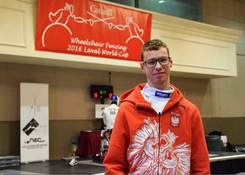 Paraolimpijczycy idą jak burza. Medal szpadzistów!