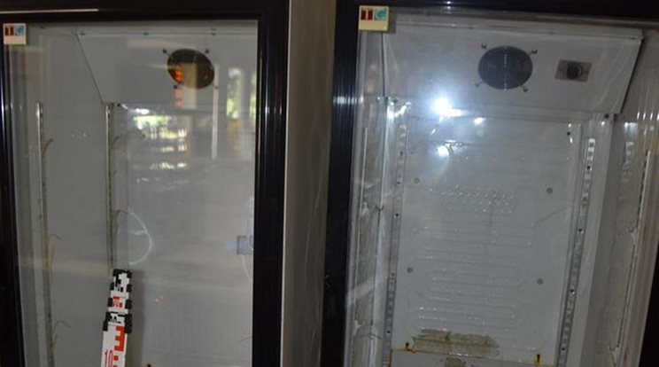 Hűtőszekrényekbe bemászva próbált "teleportálni" egy bedrogozott kiskunhalasi férfi / Fotó: police.hu