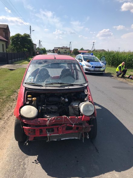 Matiz, którym jechał mężczyzna