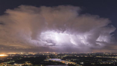 Silne sztormy nawiedziły kraje bałtyckie, powodując śmierć jednej osoby