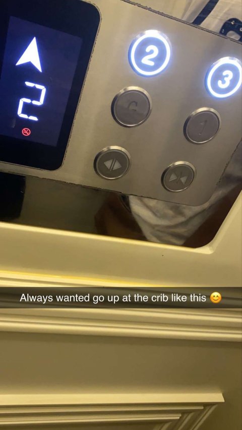 Davido's dream of owing a home with a private lift has come through [Instagram/DavidoOfficial]