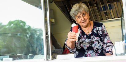 Babcia Lucyna kręci lody!