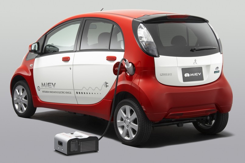 MiEV power BOX i Mitsubishi i-MiEV