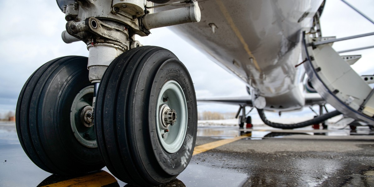 Zyski linii lotniczych w tym roku spadną. Zreszająca 291 przewoźników na świecie IATA obniżyła wcześniejszą prognozę finansową dla branży na ten rok