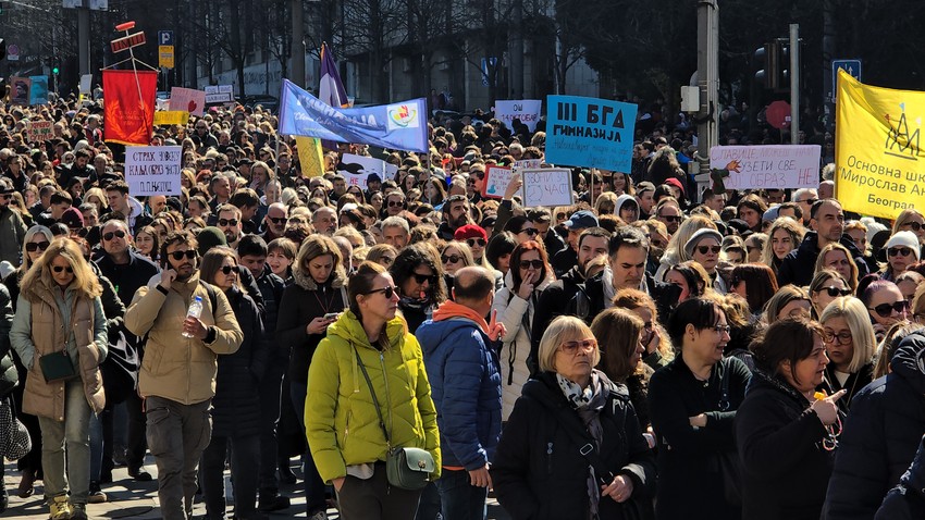 Protest ispred Ministarstva prosvete