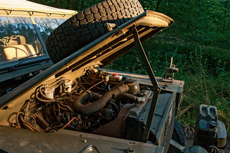 Land Rover Santana Militar - kopia lepsza od oryginału