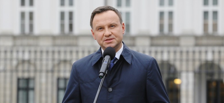 Duda: Ziemia smoleńska pochłonęła kolejną porcję polskiej krwi [WIDEO]