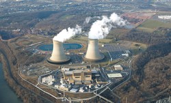 Gra o elektrownię atomową w Polsce. Miłe słowa i faule