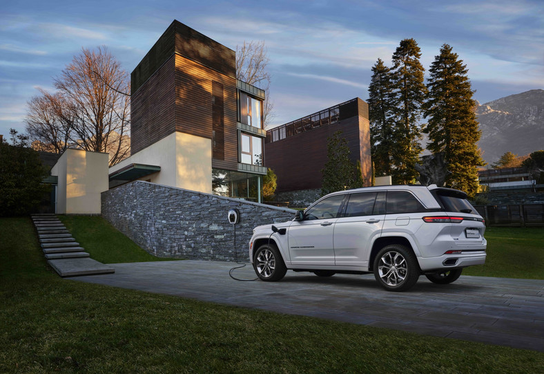 Jeep Grand Cherokee 4xe hybryda plug-in 2022