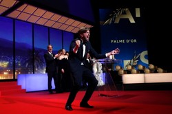 Cannes 2022. "Triangle of Sadness" Rubena Ostlunda laureatem Złotej Palmy