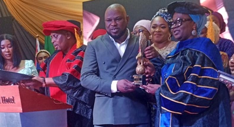 President’s daughter Tinubu-Ojo receives Peace Achievers Award  [NAN]