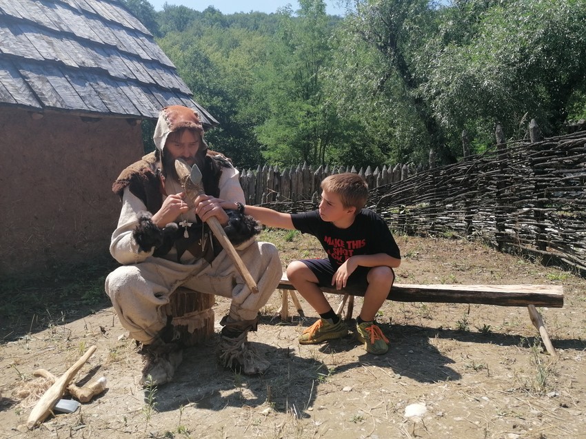 Neolitsko naselje StaPARK kod Užica - Luka pored figure