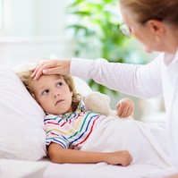 Kiknek kellene (újra) oltatni szamárköhögés ellen?