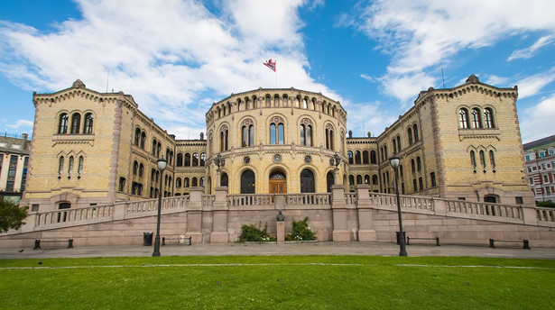 Norweski parlament został ewakuowany. Służby dostały informację o podłożeniu bomby
