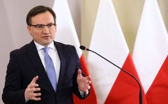 Ziobro sięga po cytaty z Rzeplińskiego. 'Ustawa o sądach broni przed anarchią'