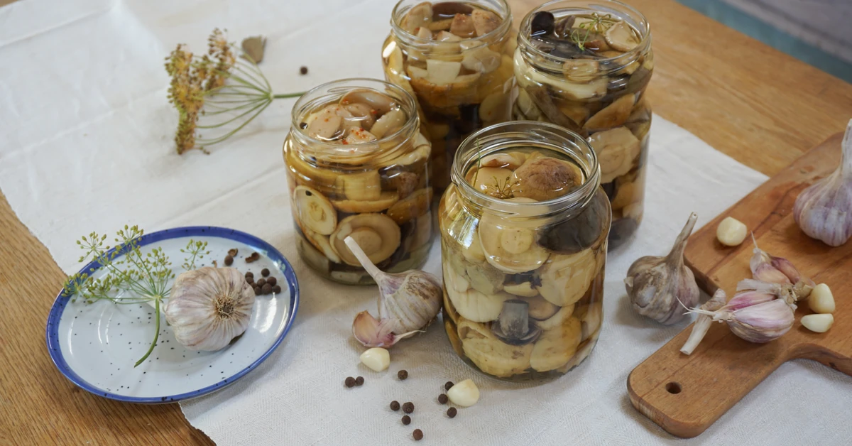 To najlepsza marynata do grzybów. Siostra Anastazja radzi tak dobrać proporcje