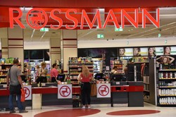 W Rossmannie robią to nawet 11-latki. "To jakaś chora moda!"