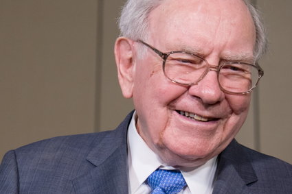 Warren Buffett i inni superinwestorzy na zakupach. "Bądź chciwy, gdy inni się boją"