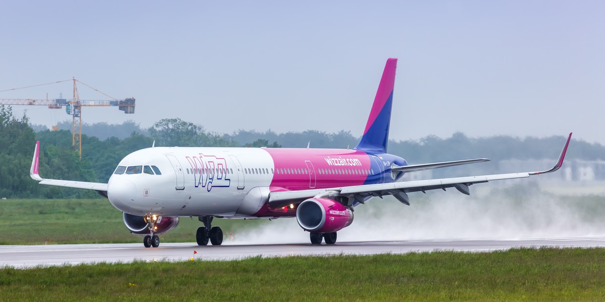 Wizz Air operuje w Polsce z 10 lotnisk.