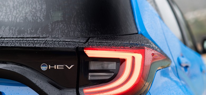 Nowa Toyota Yaris jest szybsza i mocniejsza. A jak zużycie paliwa? Pierwsza jazda