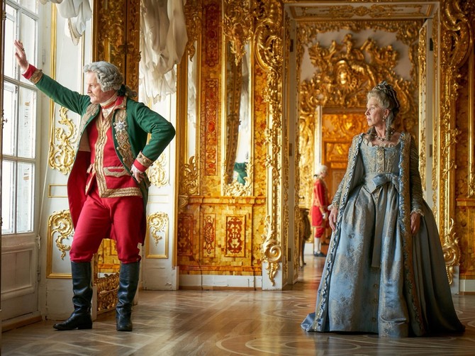 Helen Miren i Džejson Klark kao Katarina Velika i Grigorij Potemkin u filmu "Catherine the Great"