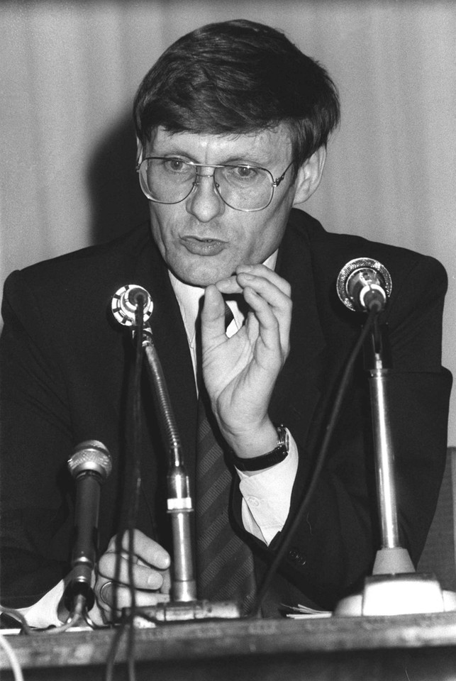 Leszek Balcerowicz, to on był odpowiedzialny za największe reformy gospodarcze w Polsce po 1989 r. Był wiceprezesem Rady Ministrów i ministrem finansów w rządach Tadeusza Mazowieckiego, Jana Krzysztofa Bieleckiego i Jerzego Buzka.