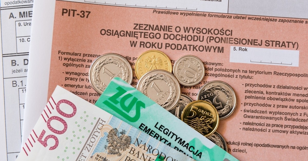 ZUS wysyła PIT-y do emerytów. Kiedy trzeba złożyć zeznanie, a kiedy nie