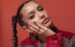 Eurowizja 2024. Punkty od Polski ogłosiła Viki Gabor. Widzowie jej nie poznali [FOTO]