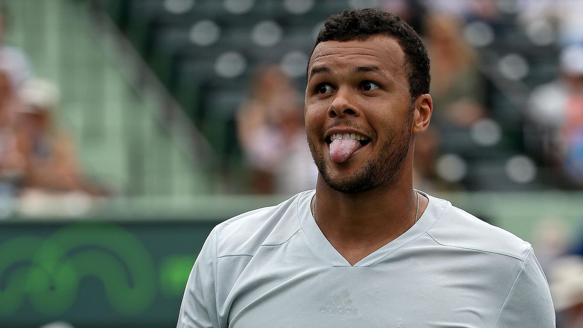 W pierwszym meczu od listopada Jo-Wilfried Tsonga pokonał Tima Smyczka 6:4, 3:6, 6:3 i awansował do trzeciej rundy Miami Open.