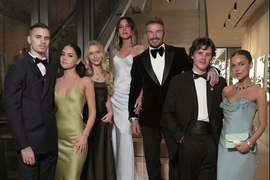 BEKAM slavi 50. rođendan  mesec dana unapred! Ćerka (12) mu se oblači kao DUPLO STARIJE devojke, jednog sina i snaje nema, a oni priredili feštu čim se šušnulo da je NEVERAN