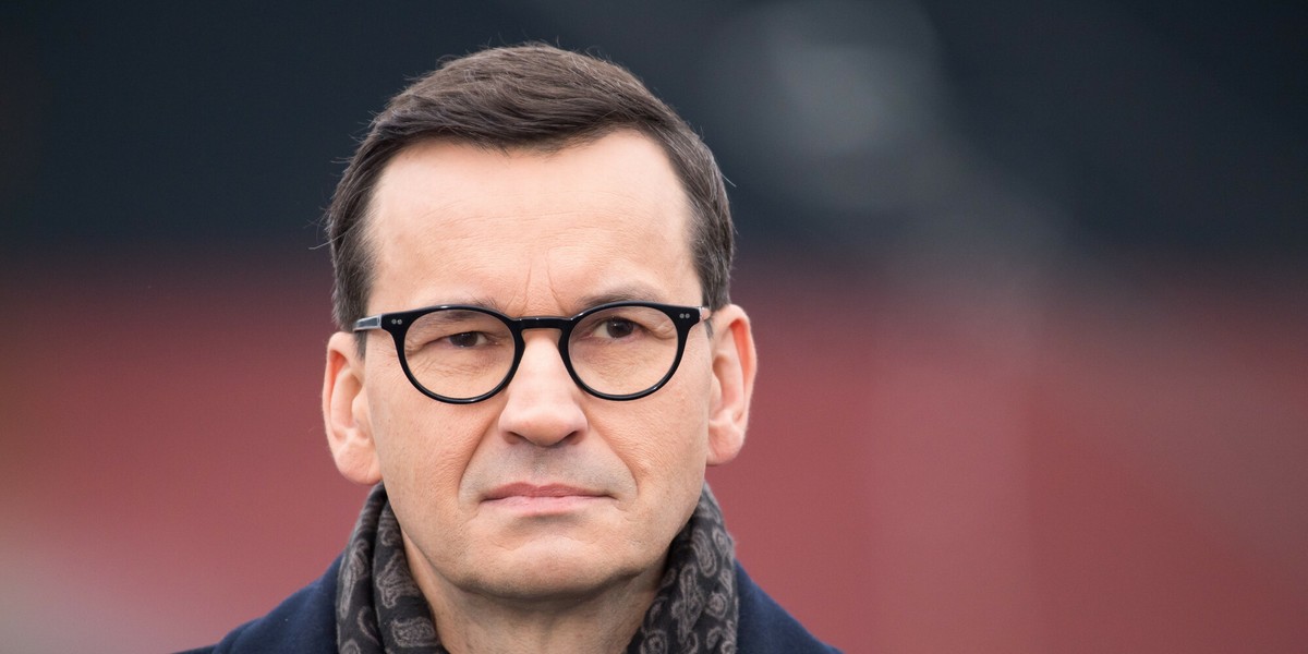 Premier Mateusz Morawiecki mówi, że "rządowej" premii dla piłkarzy jednak nie będzie.