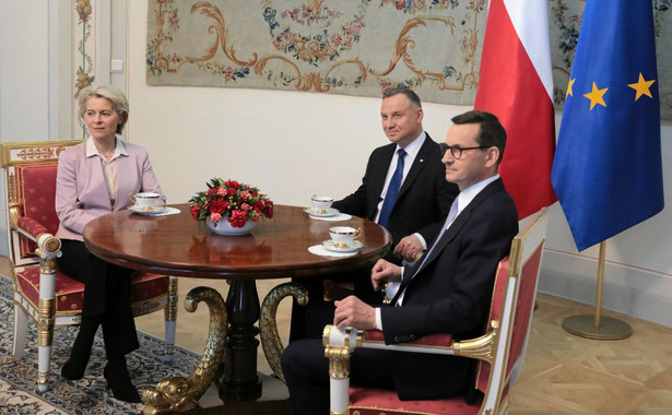 Ursula von der Leyen, Andrzej Duda i Mateusz Morawiecki